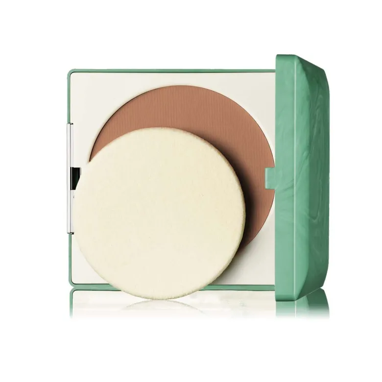 Clinique Stay-Matte Cipria Compatta Opacizzante 04 Stay Honey 7g