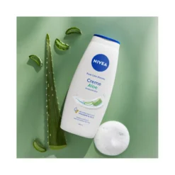 Nivea Bagnodoccia Care & Aloe Bagnoschiuma Cremoso E Idratante Al Profumo Di Aloe Vera 650ml