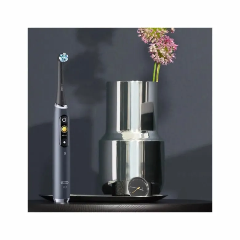 Oral-B iO 9 spazzolino elettrico ricaricabile colore nero + 2 testine di ricambio