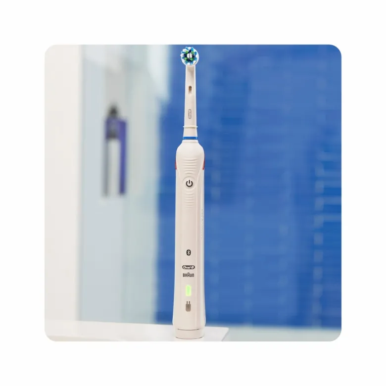 Oral-B Spazzolino Elettrico Ricaricabile Smart 4. 4100S Bianco
