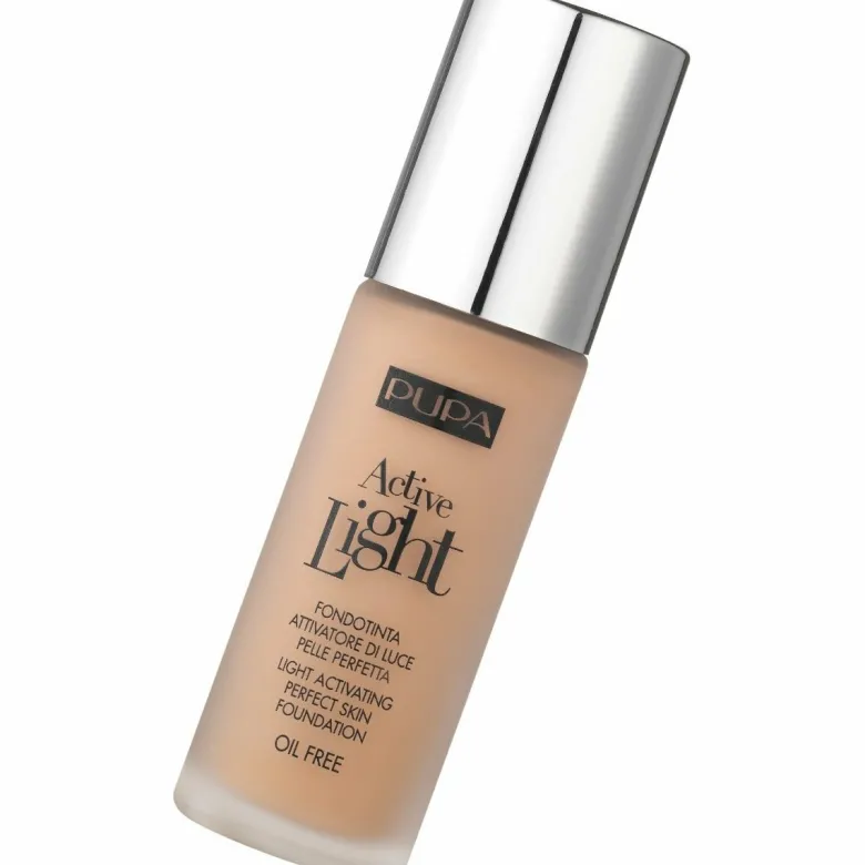 Pupa Active Light Fondotinta Attivatore di Luce n. 050 Golden Beige